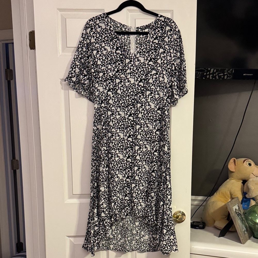 SHEIN Black & White High-Low Floral Midi Dress